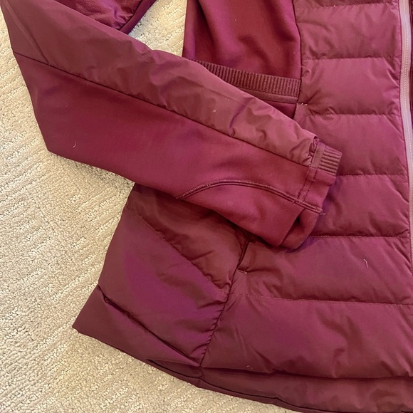 Lululemon “Down for It All” jacket size 8 - Picture 9 of 11